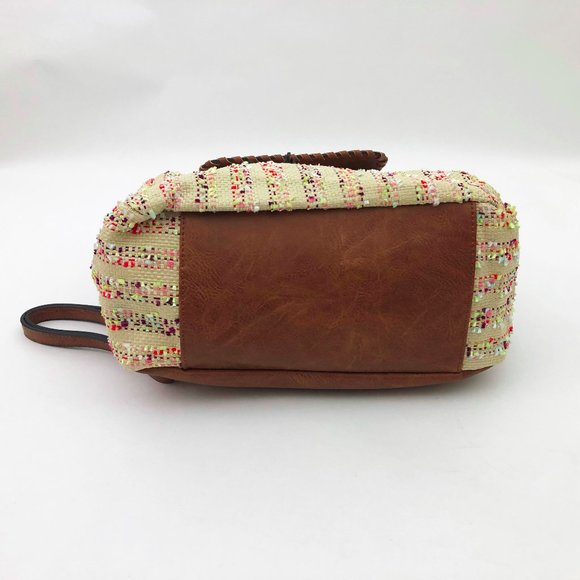 Jen & Co. Saffron Back Pack 12x12x6 in. Vegan Leather with Multicolor Pattern - Picture 3 of 9